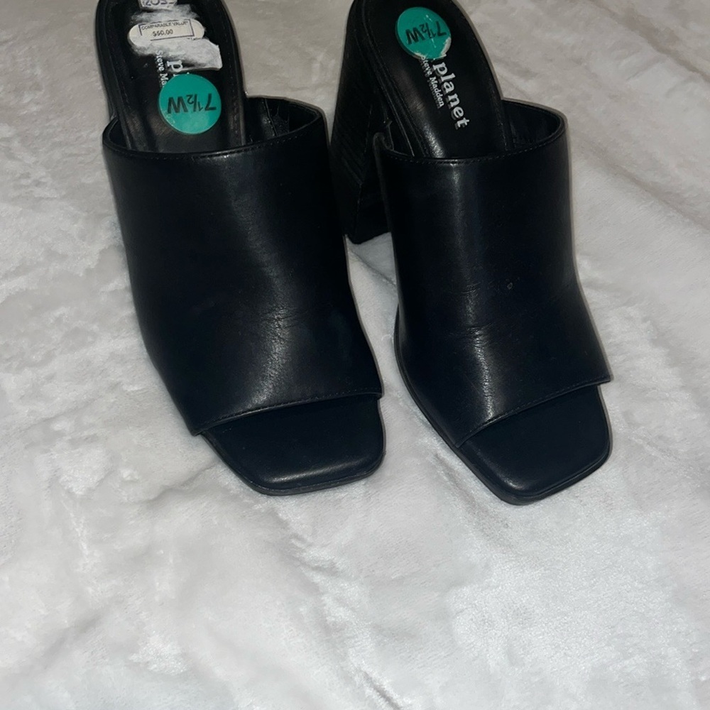 Steve Madden Black Heeled Boots - Picture 5 of 6